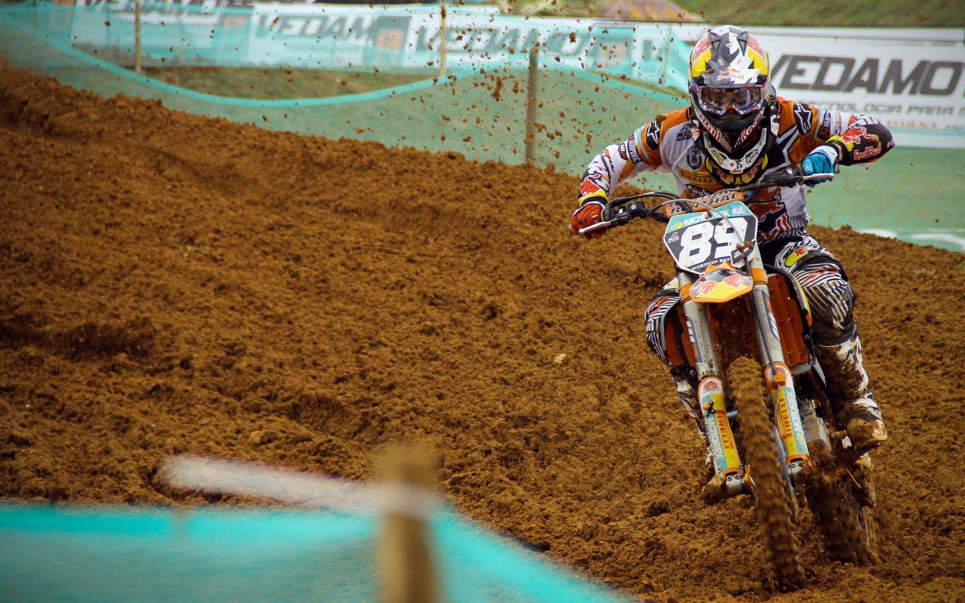 小卡坦言球队努力不足，掘金坚韧表现赢得赞誉