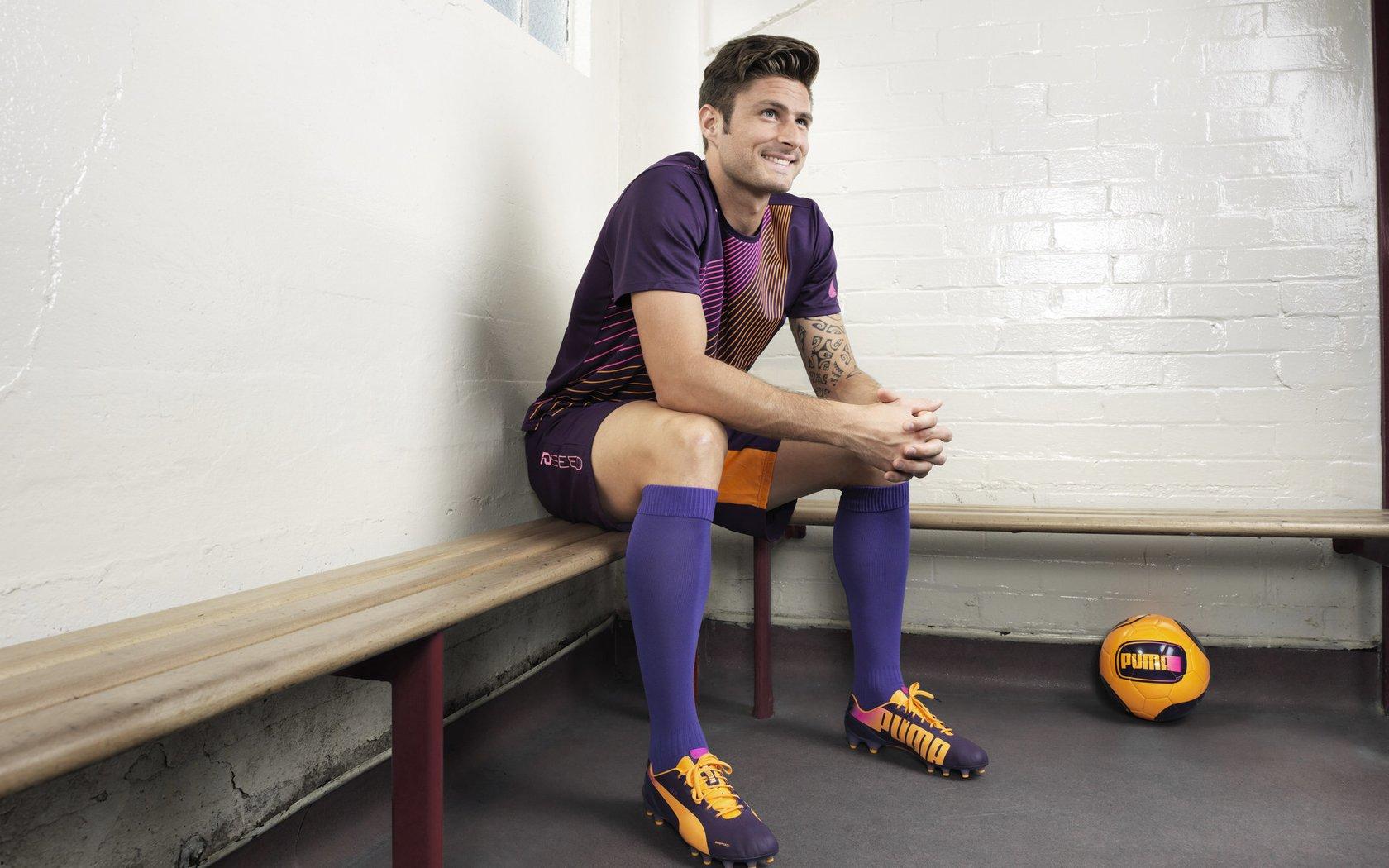 步行者半场狂轰81分创纪录，41分优势碾压骑士！四将上双演绎团队篮球，米切尔手感冰凉11中3